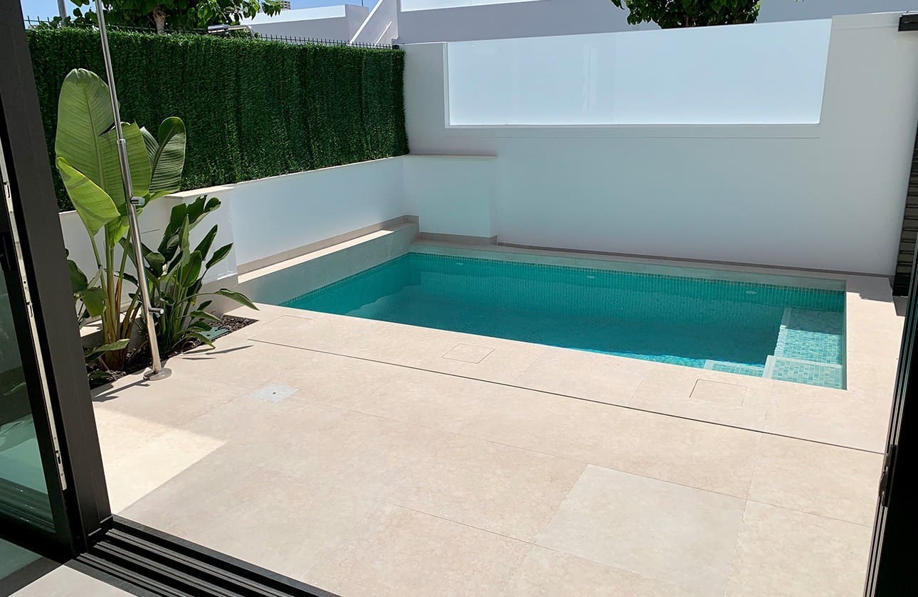 3 chambre Villa/Maison à vendre à Los Alcazares avec piscine garage - 489 900 € (Ref: 7673611)