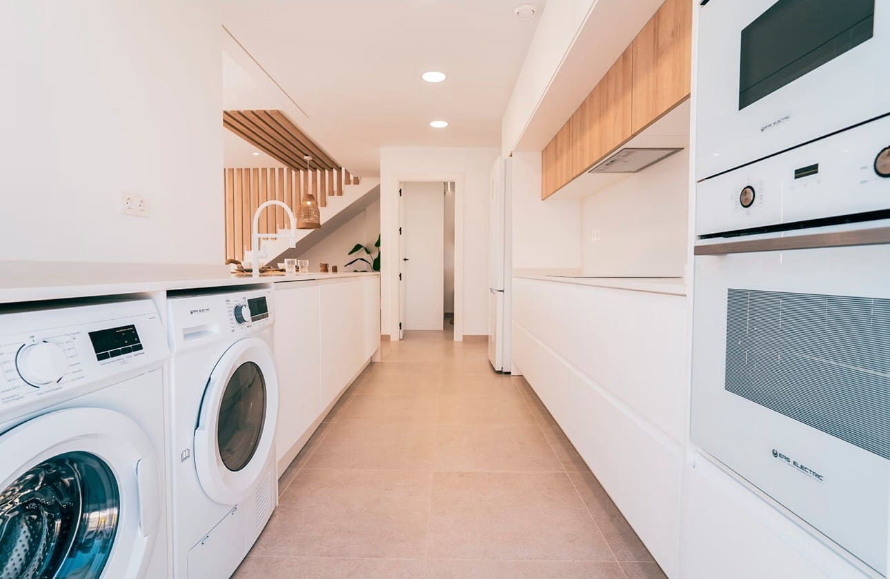 3 makuuhuone Huvila myytävänä paikassa Pilar de la Horadada mukana uima-altaan 
autotalli - 469 000 € (Ref: 7712961)