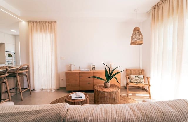 3 makuuhuone Huvila myytävänä paikassa Pilar de la Horadada ciudad, Pilar de la Horadada mukana uima-altaan 
autotalli - 469 000 € (Ref: 7712961)