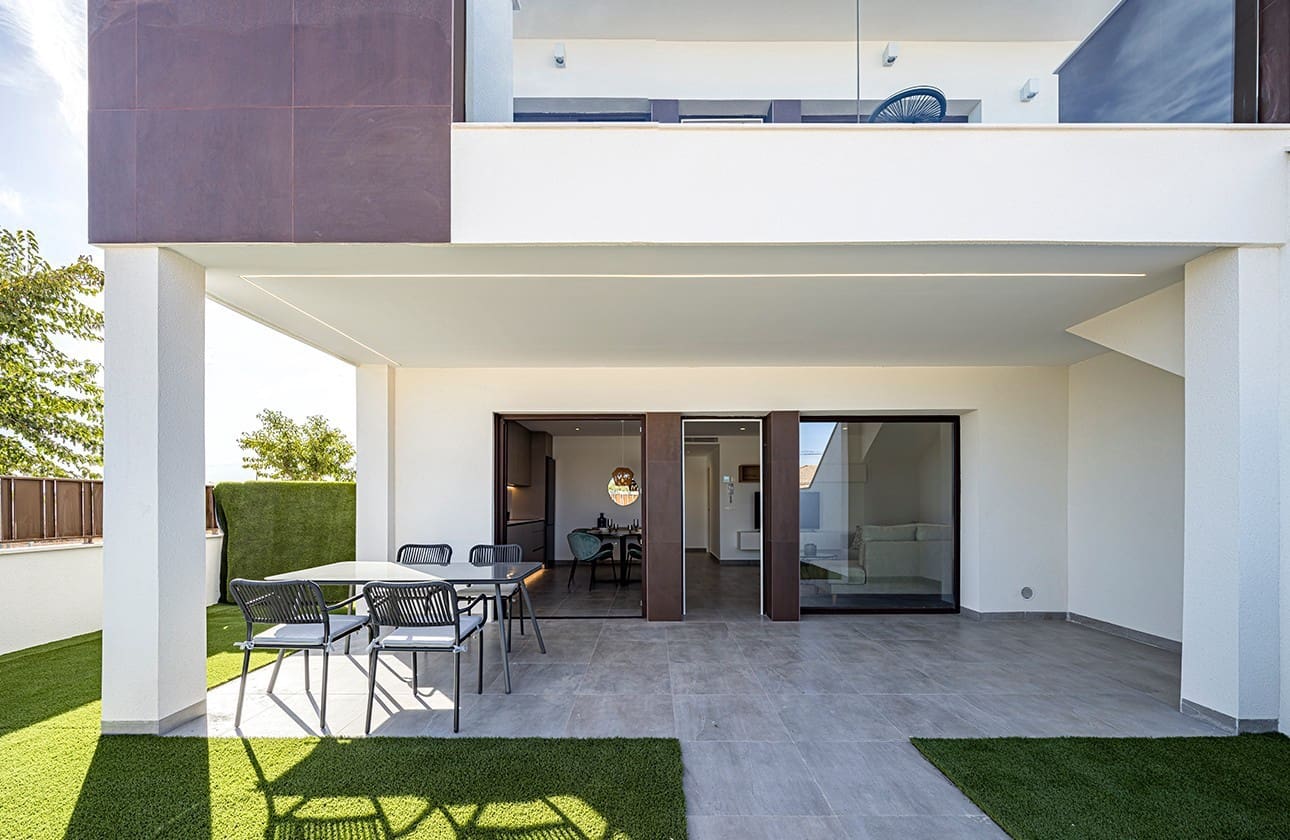 2 soverom Leilighet til salgs i Pilar de la Horadada med svømmebasseng garasje - € 252 900 (Ref: 7841807)