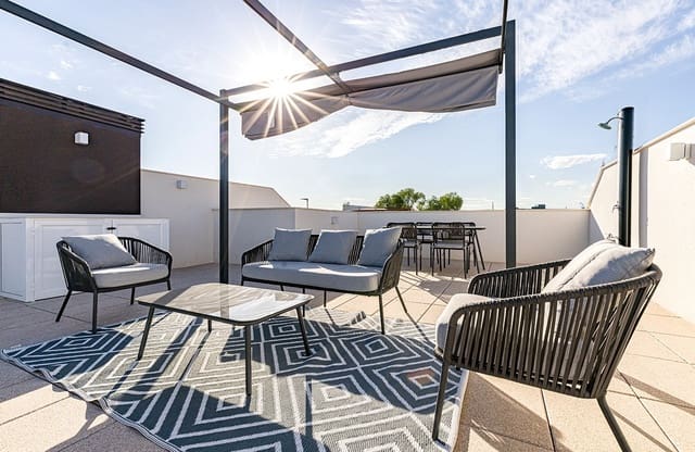 2 soverom Leilighet til salgs i Pilar de la Horadada ciudad, Pilar de la Horadada med svømmebasseng garasje - € 252 900 (Ref: 7841807)