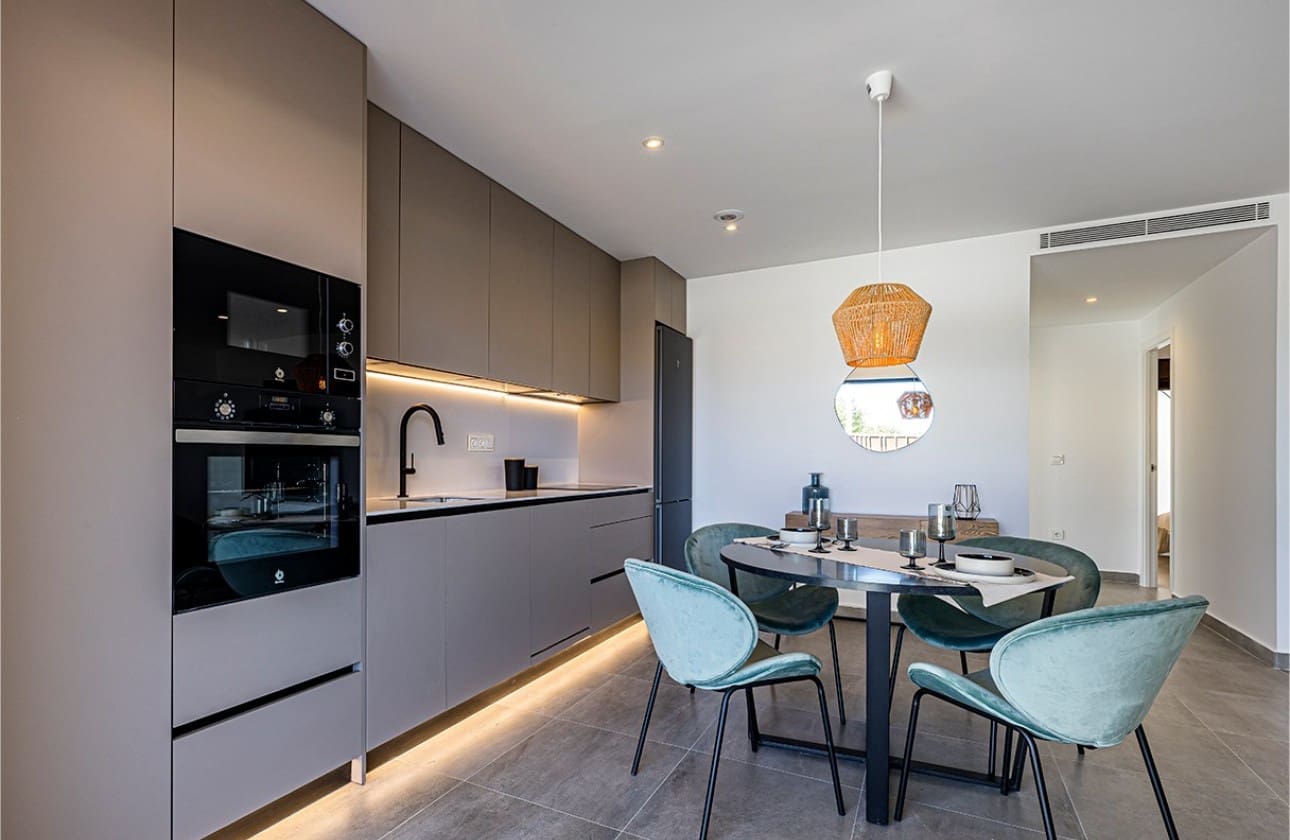 2 soverom Leilighet til salgs i Pilar de la Horadada med svømmebasseng garasje - € 252 900 (Ref: 7841807)