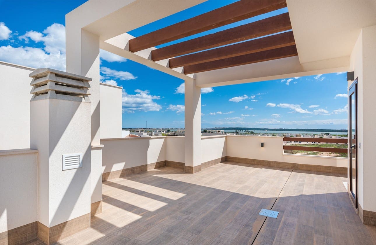 3 soveværelse Semi-Rækkehus til salg i Los Montesinos med swimmingpool garage - € 485.000 (Ref: 7853695)