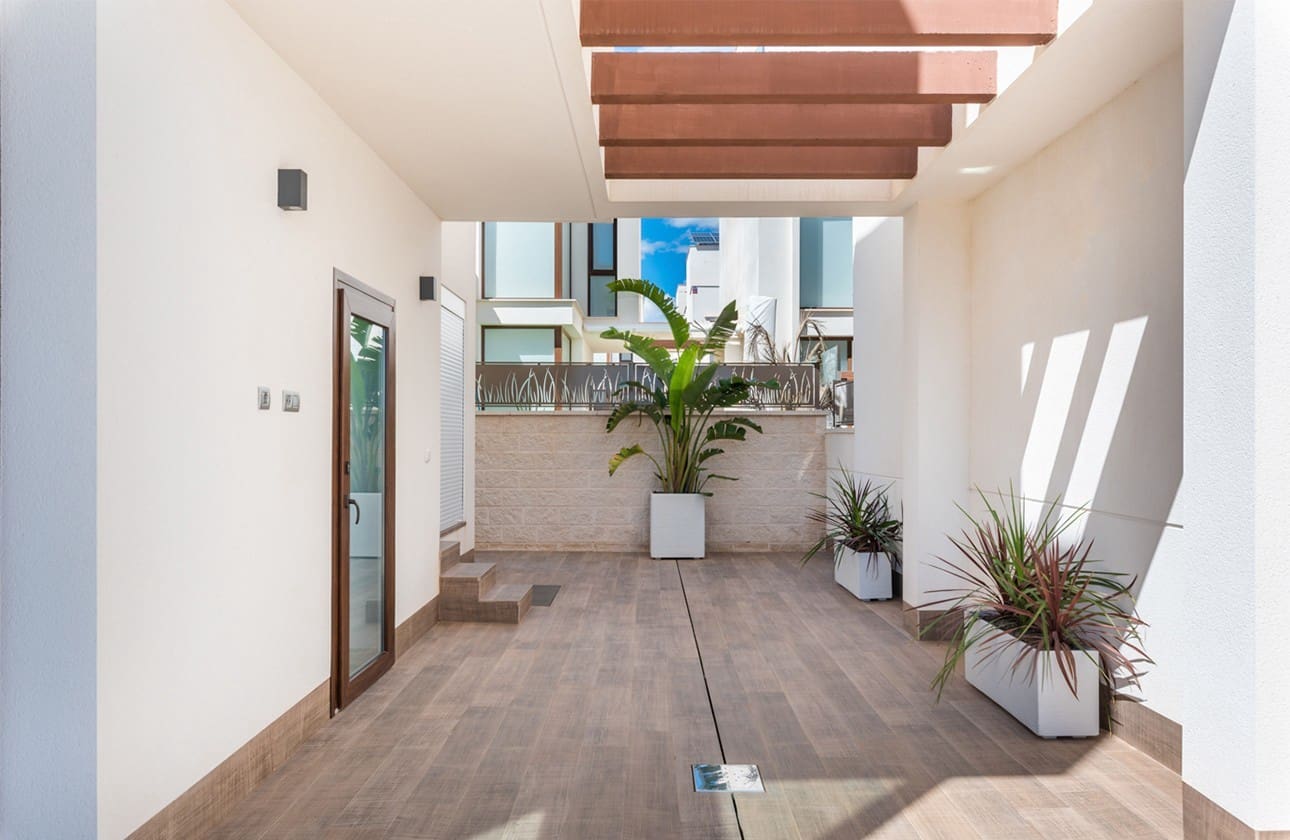 3 soveværelse Semi-Rækkehus til salg i Los Montesinos med swimmingpool garage - € 485.000 (Ref: 7853695)