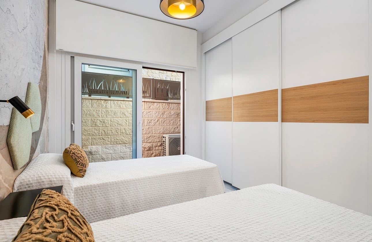 3 soveværelse Semi-Rækkehus til salg i Los Montesinos med swimmingpool garage - € 485.000 (Ref: 7853695)