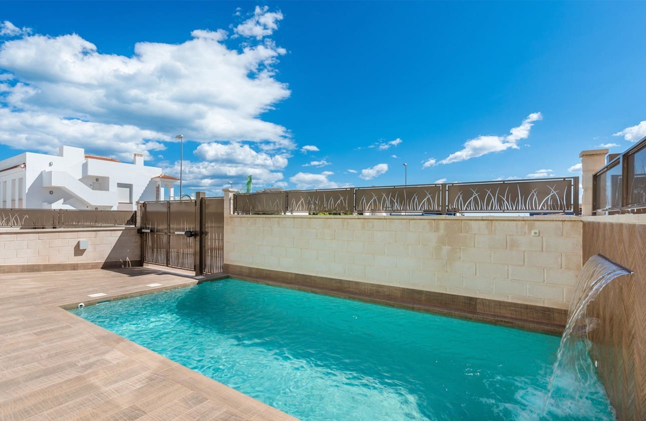 3 soveværelse Semi-Rækkehus til salg i Los Montesinos med swimmingpool garage - € 485.000 (Ref: 7853695)