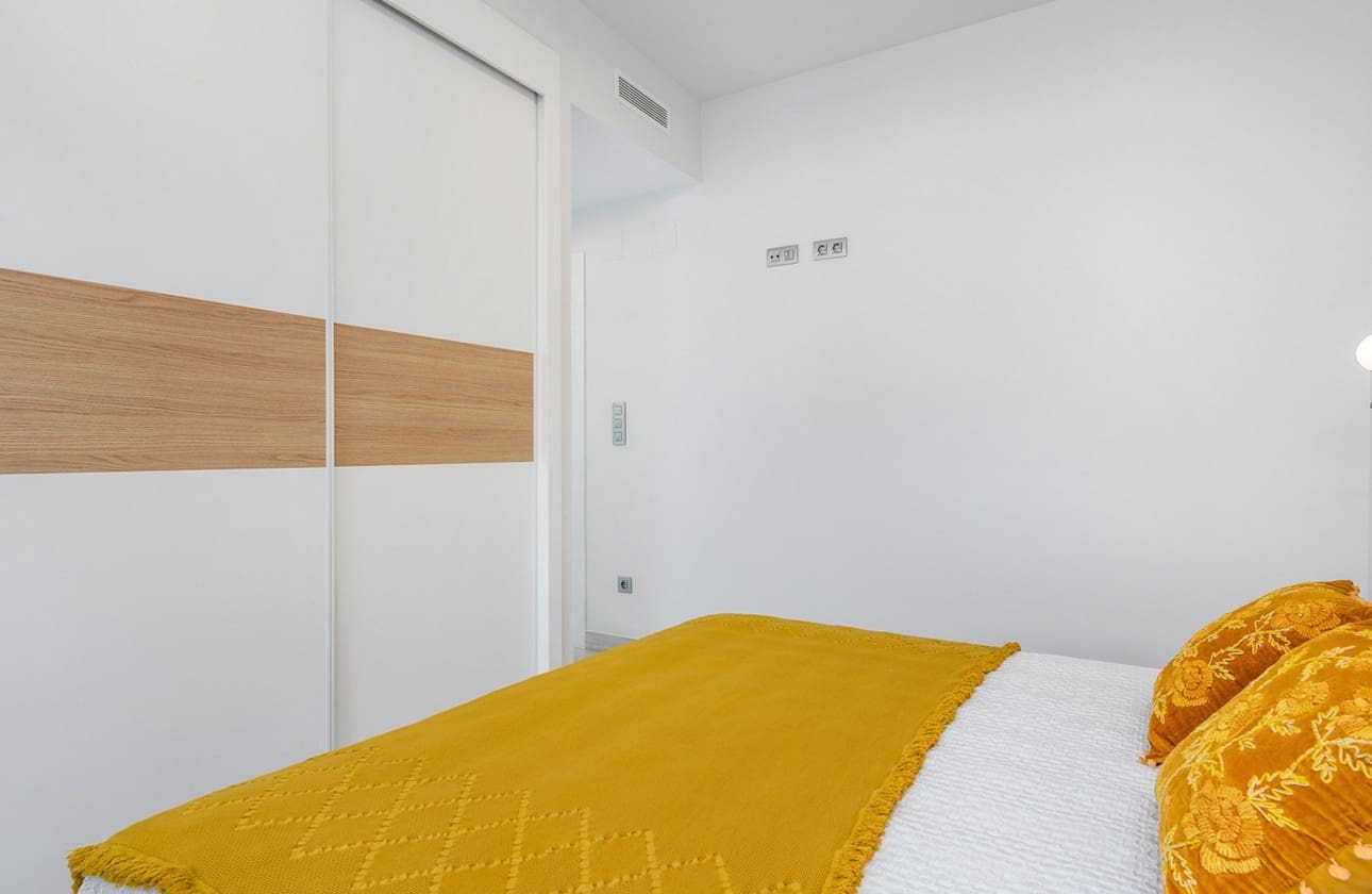 3 soveværelse Semi-Rækkehus til salg i Los Montesinos med swimmingpool garage - € 485.000 (Ref: 7853695)