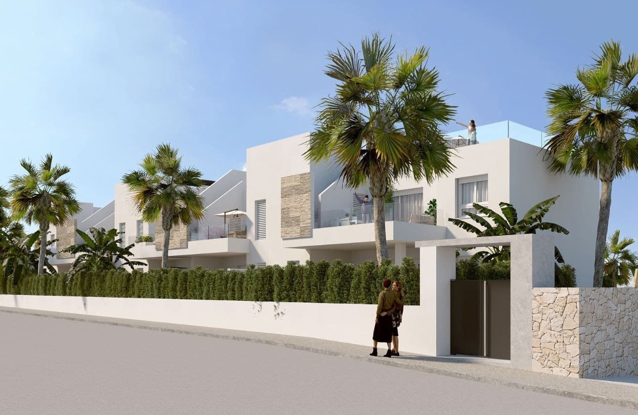 2 bedroom Apartment for sale in Algorfa with pool garage - € 285,000 (Ref: 7963957)