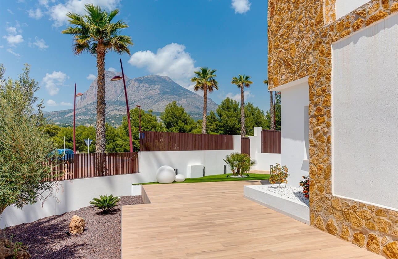 3 bedroom Villa for sale in Finestrat with pool garage - € 645,000 (Ref: 8046717)