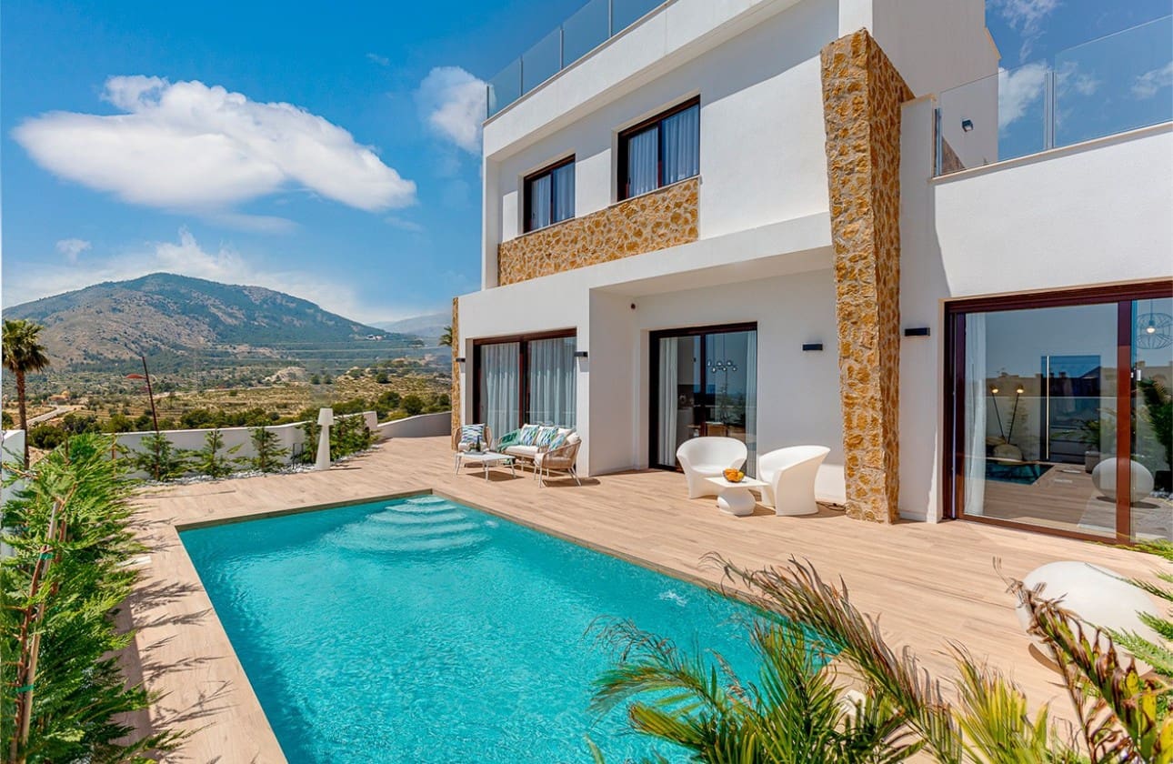 3 bedroom Villa for sale in Finestrat with pool garage - € 645,000 (Ref: 8046717)