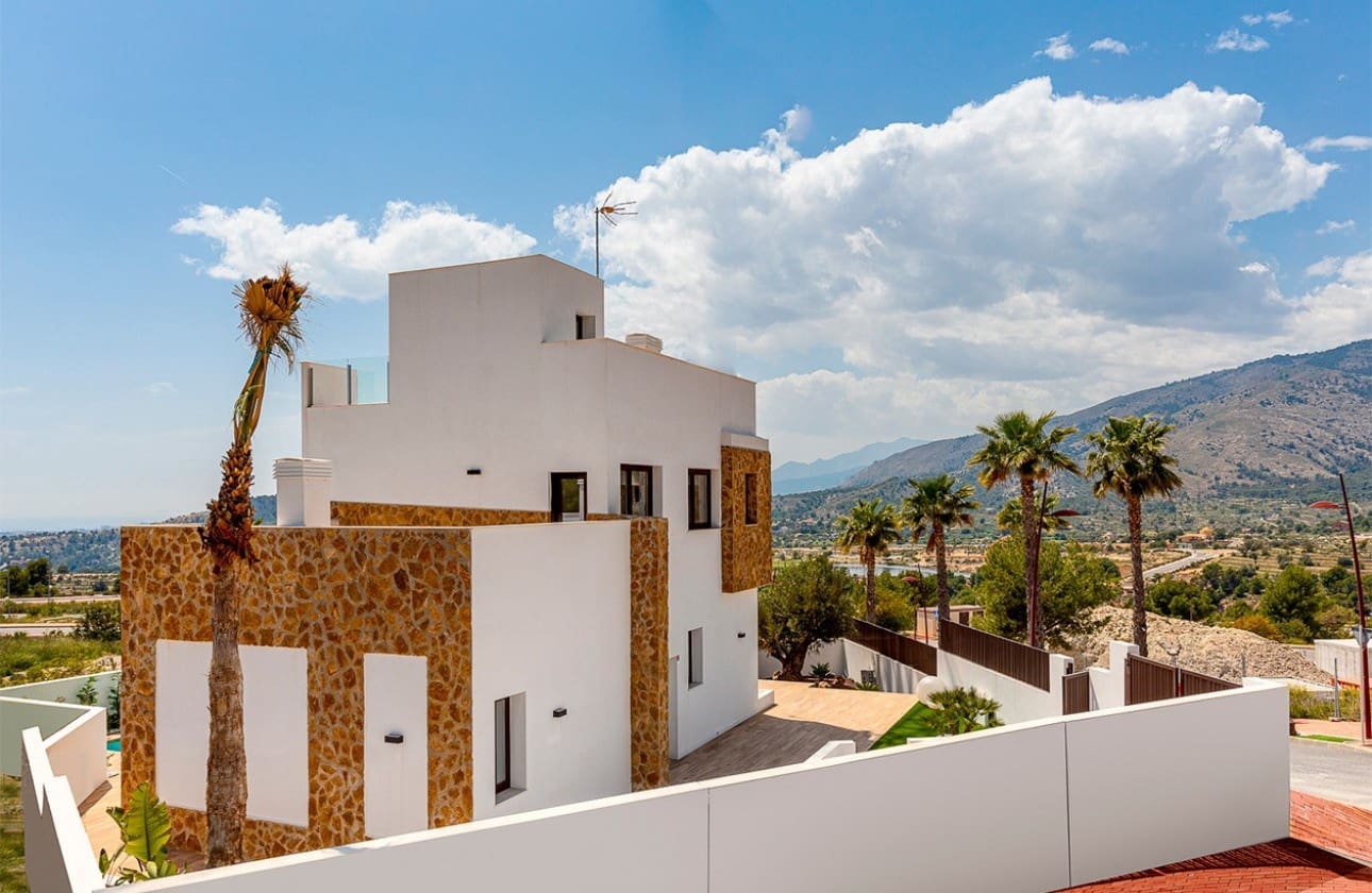 3 bedroom Villa for sale in Finestrat with pool garage - € 645,000 (Ref: 8046717)