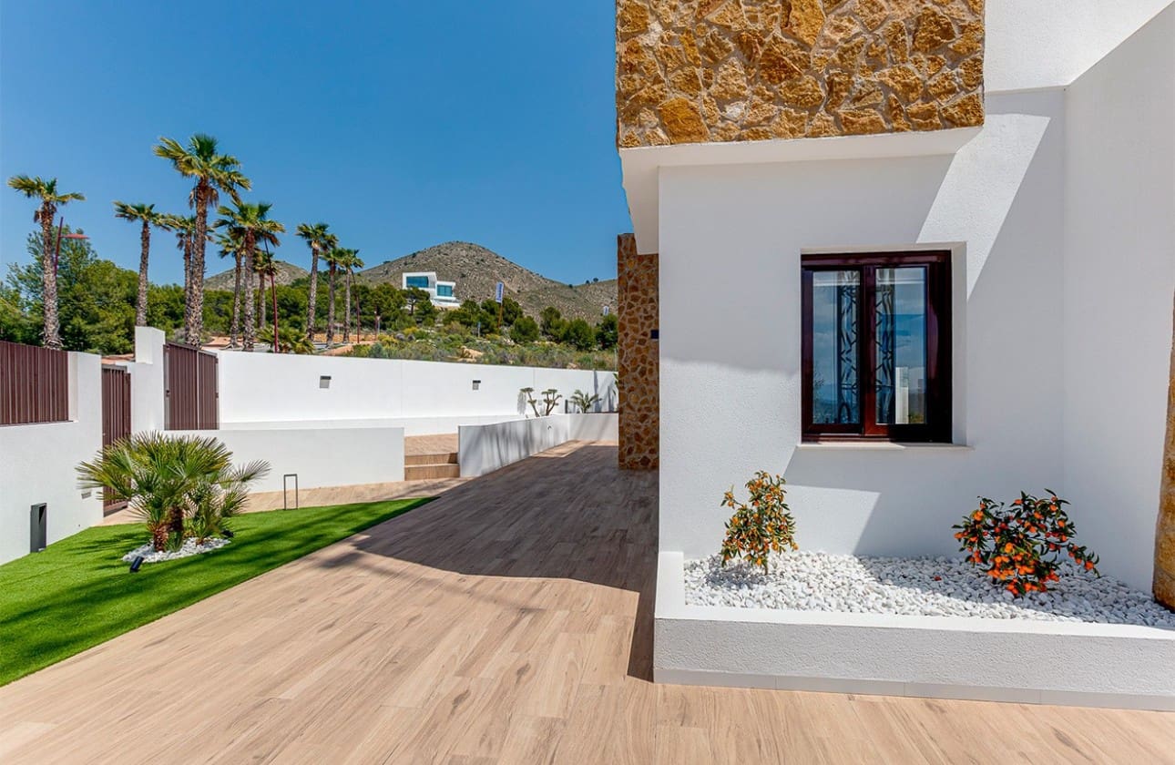 3 bedroom Villa for sale in Finestrat with pool garage - € 645,000 (Ref: 8046717)