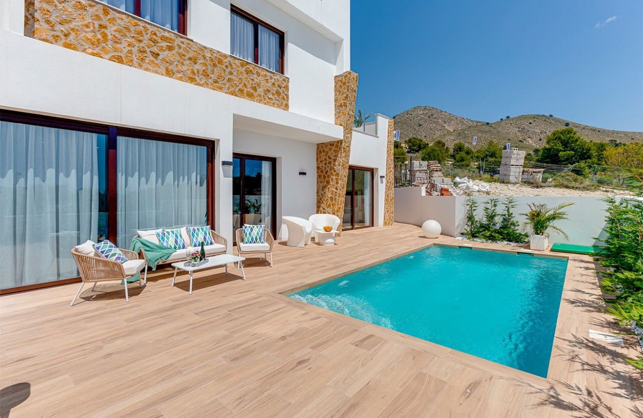 3 bedroom Villa for sale in Finestrat with pool garage - € 645,000 (Ref: 8046717)