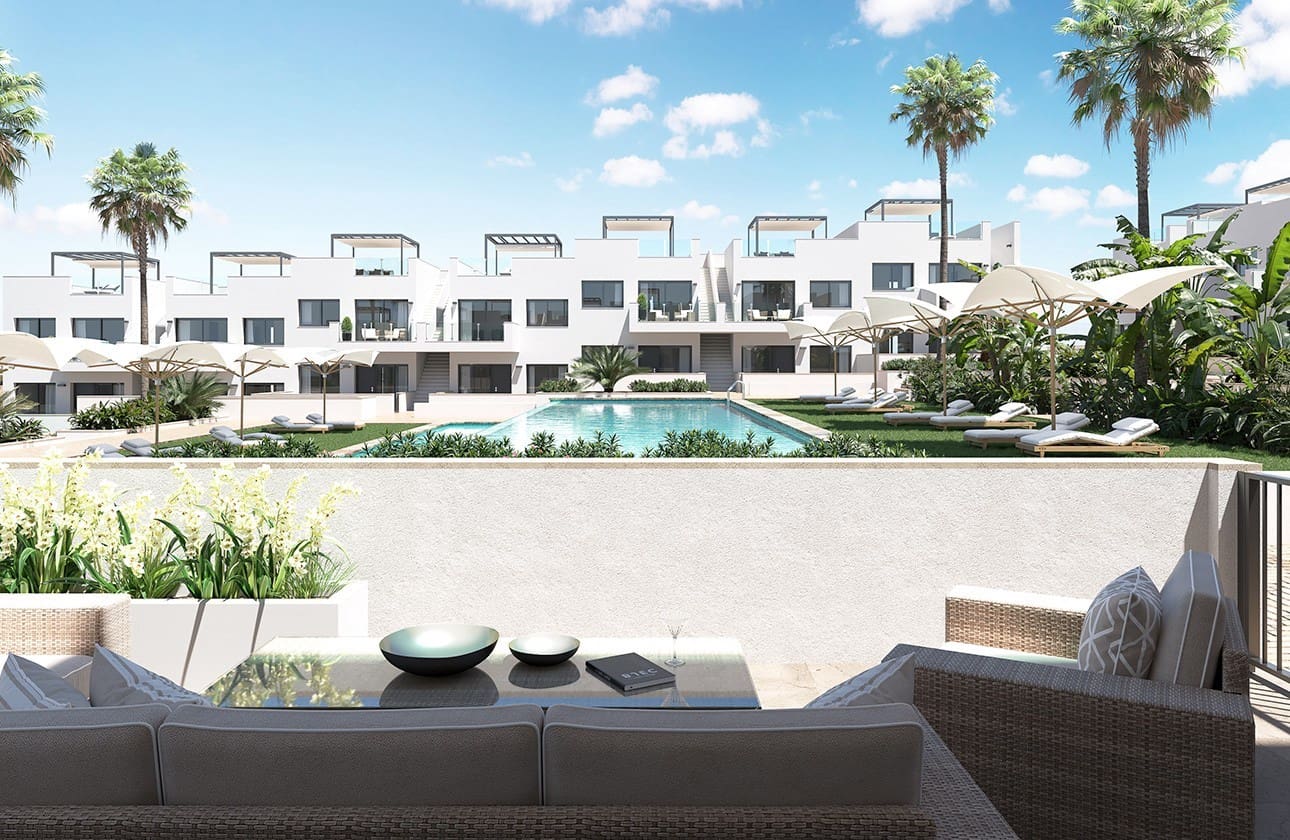 2 quarto Penthouse para venda em Torrevieja com piscina garagem - 329 900 € (Ref: 8046724)