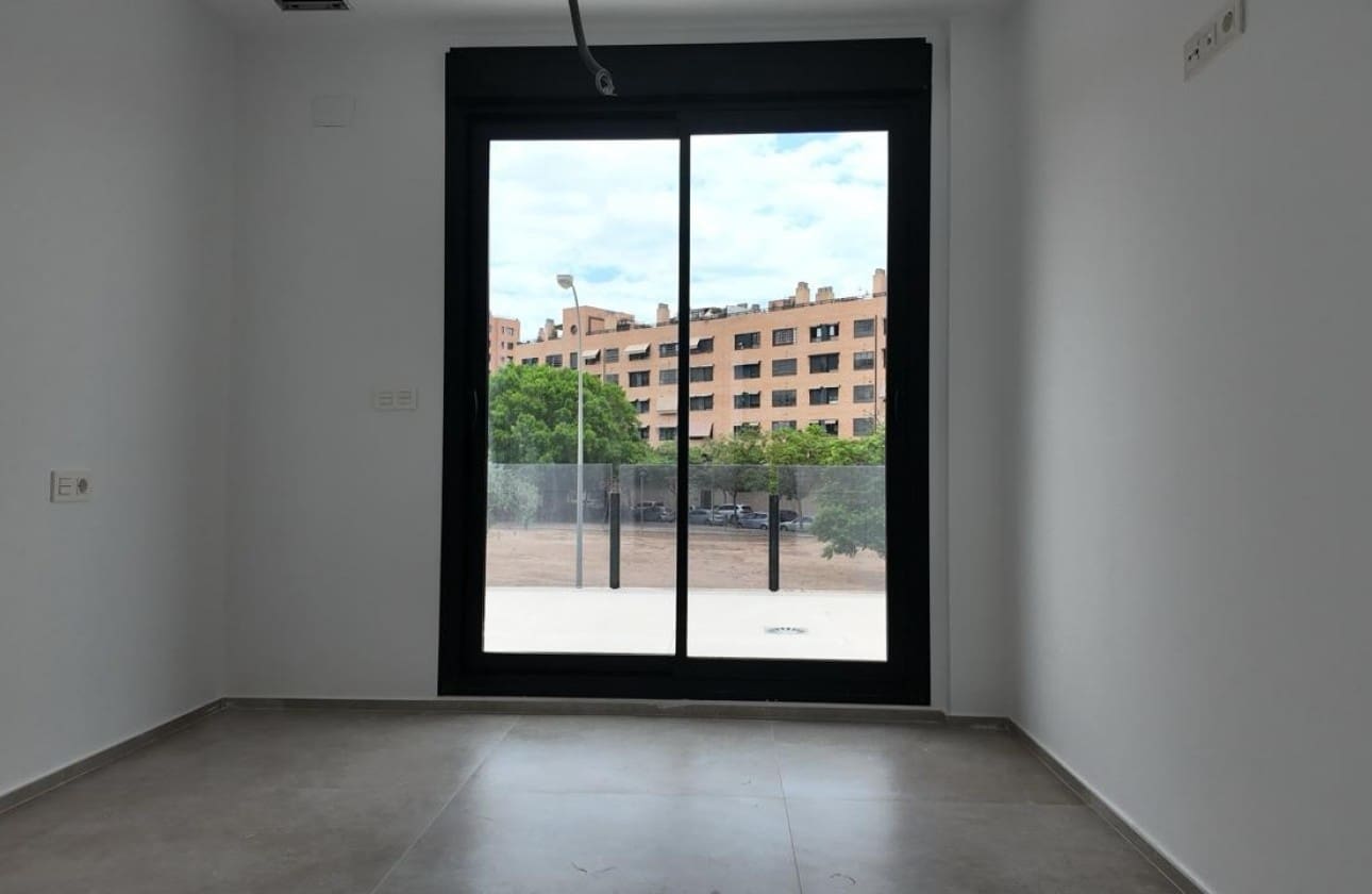 3 bedroom Villa for sale in Alicante / Alacant city with garage - € 449,000 (Ref: 8050520)