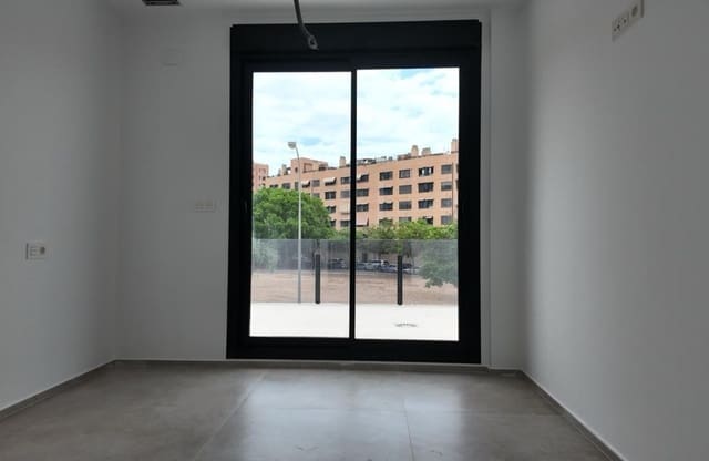 3 soveværelse Villa til salg i Vistahermosa, Alicante by med garage - € 449.000 (Ref: 8050520)