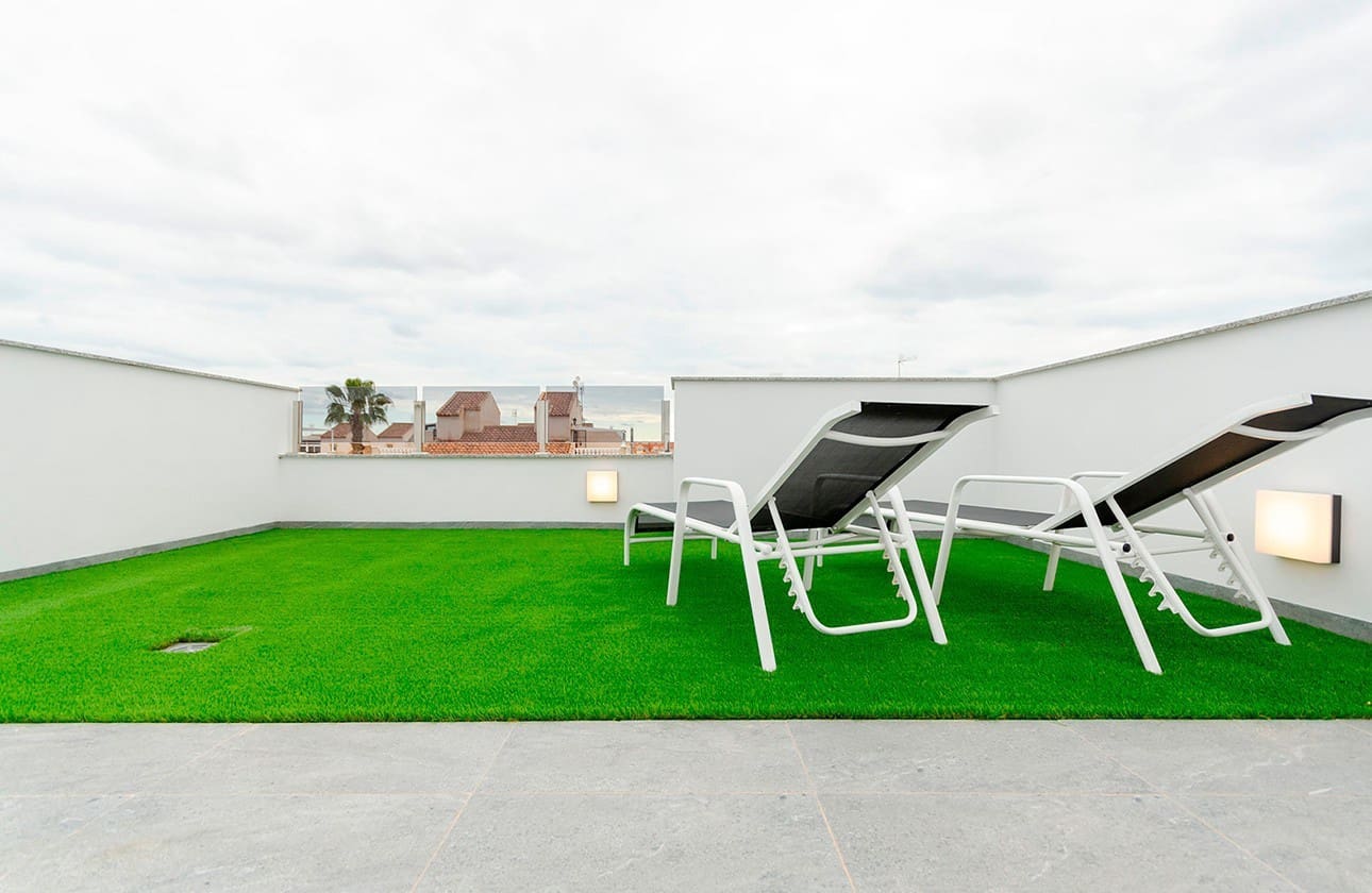 3 soverom Villa til salgs i Torrevieja med svømmebasseng garasje - € 409 000 (Ref: 8064932)