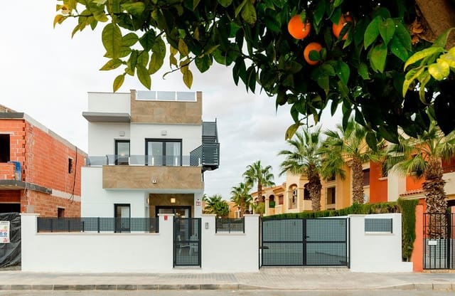 3 sovrum Villa till salu i El Chaparral - La Siesta - La Torreta, Torrevieja med pool garage - 409 000 € (Ref: 8064932)