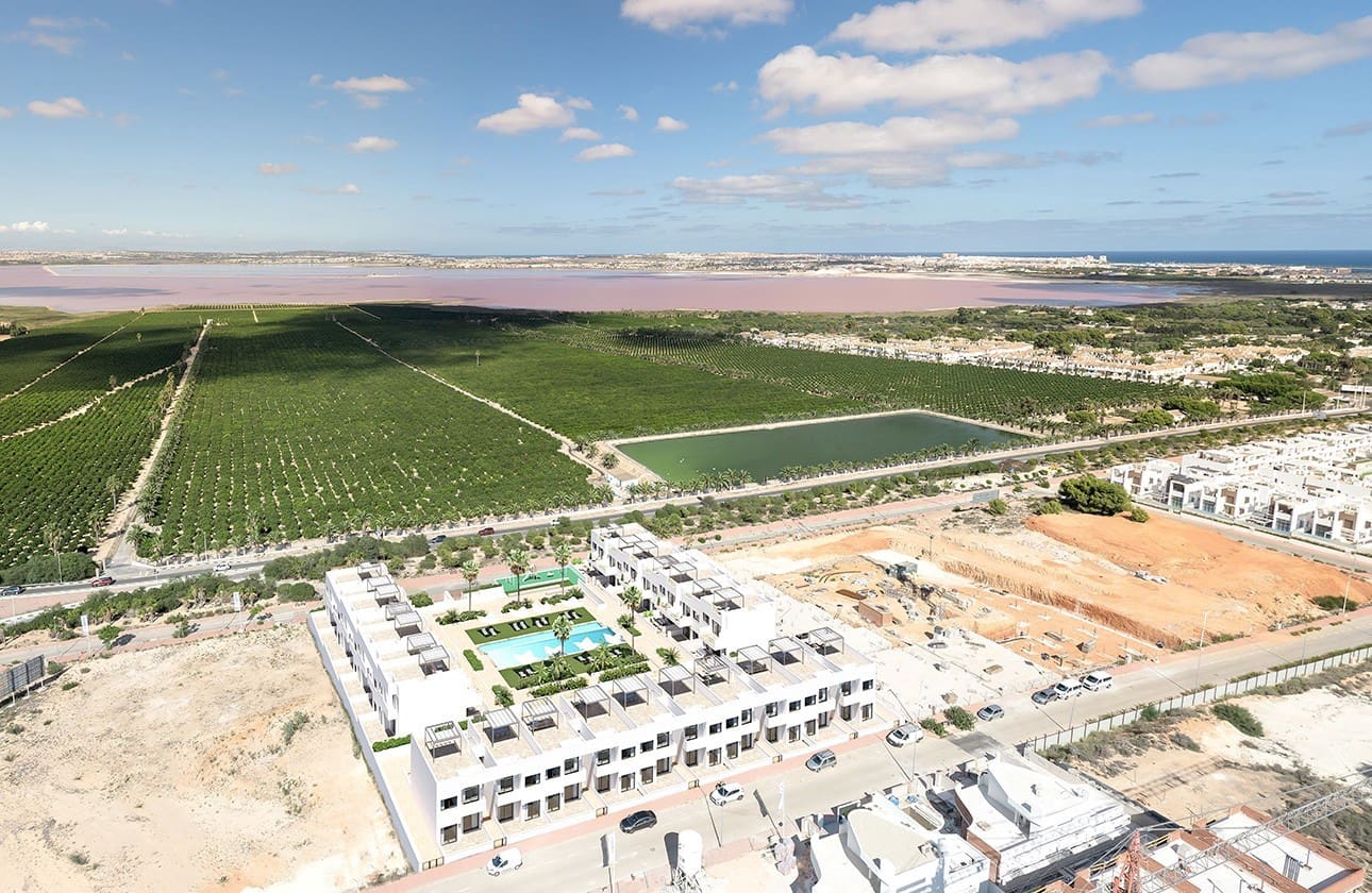 2 sovrum Lägenhet till salu i Torrevieja med pool garage - 299 900 € (Ref: 8107045)