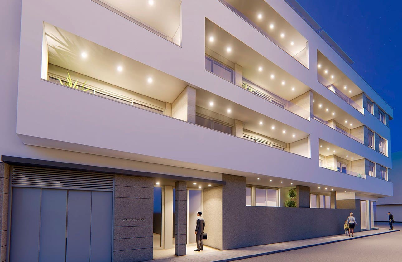 2 soverom Leilighet til salgs i Torrevieja med svømmebasseng garasje - € 275 000 (Ref: 8107926)