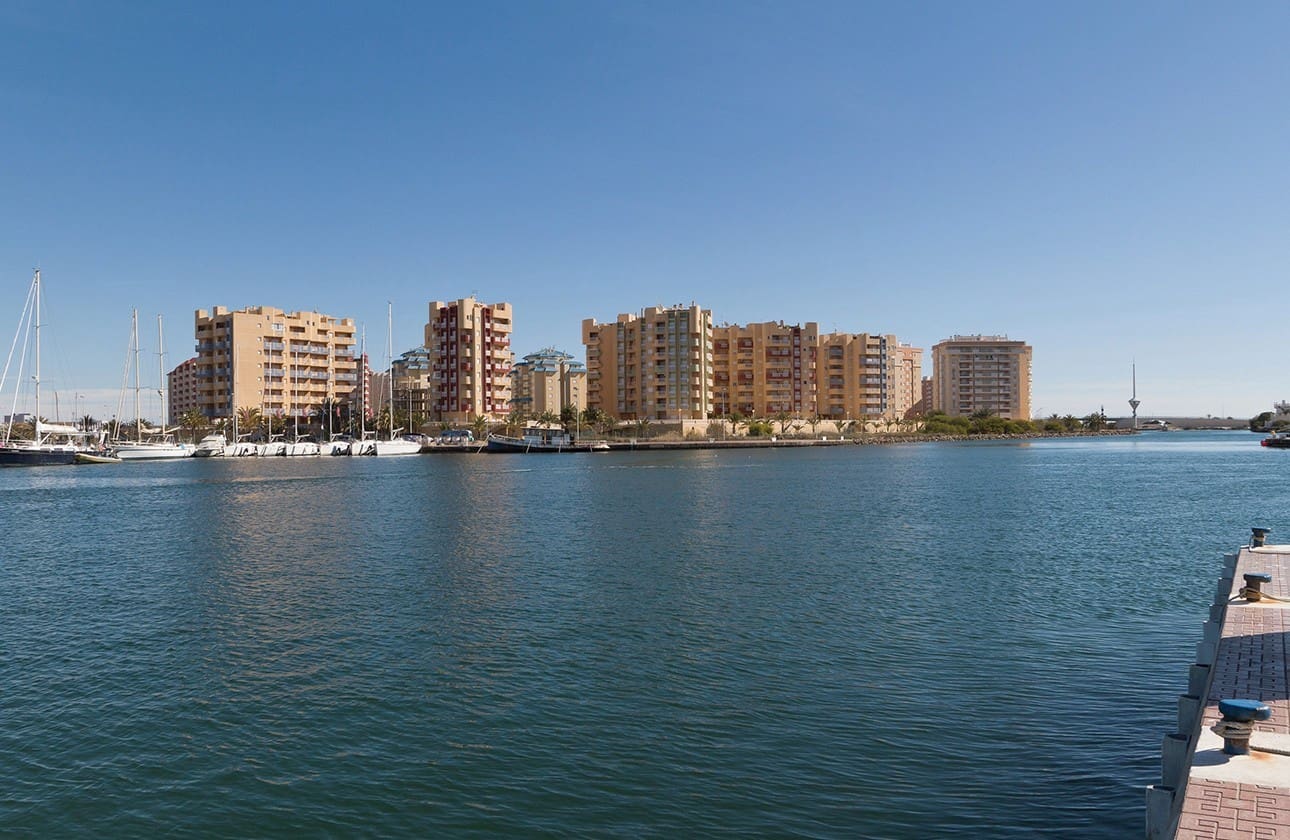 2 bedroom Apartment for sale in La Manga del Mar Menor with pool garage - € 215,178 (Ref: 8113183)