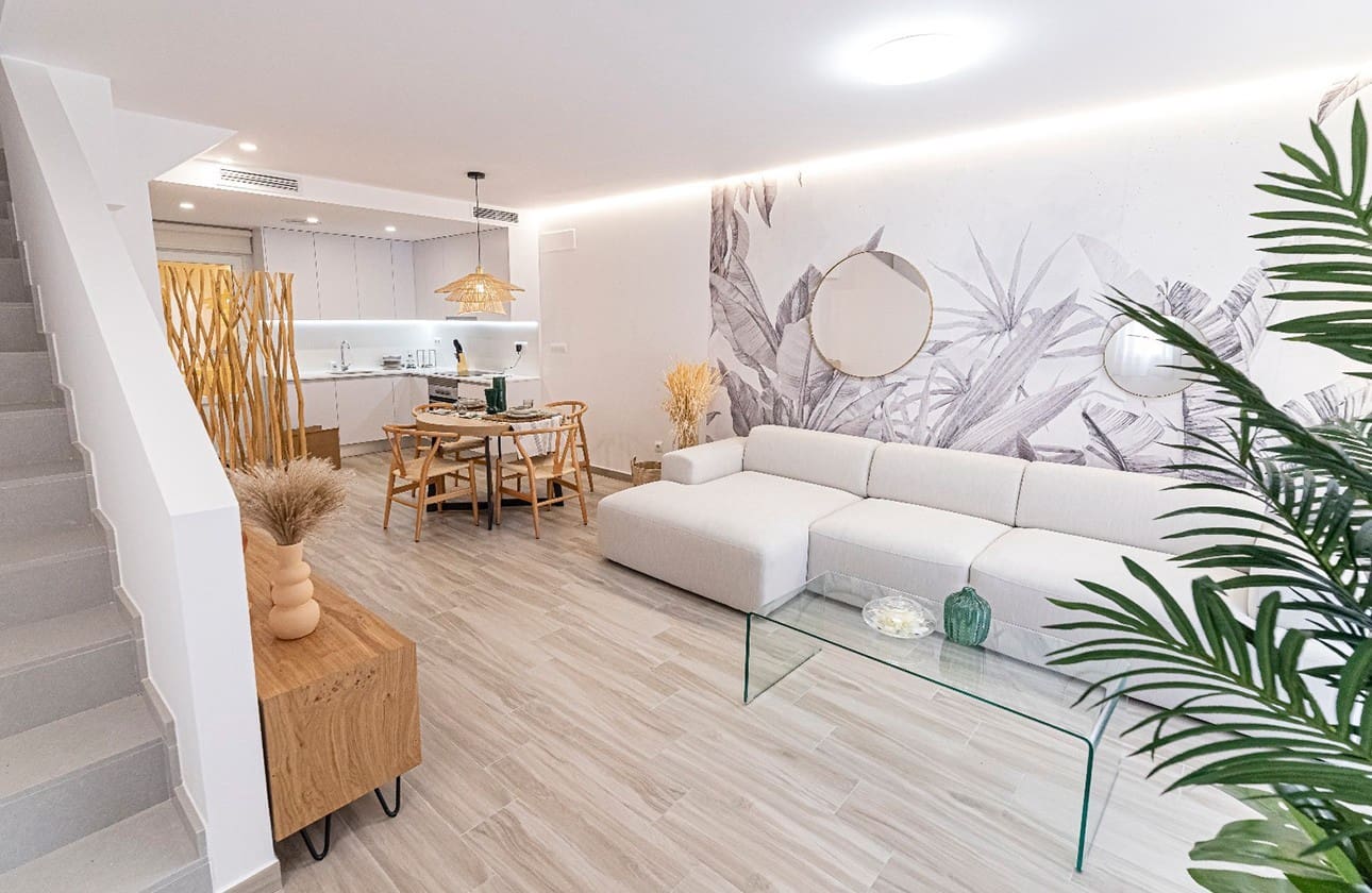 2 bedroom Apartment for sale in La Manga del Mar Menor with pool garage - € 260,560 (Ref: 8113184)