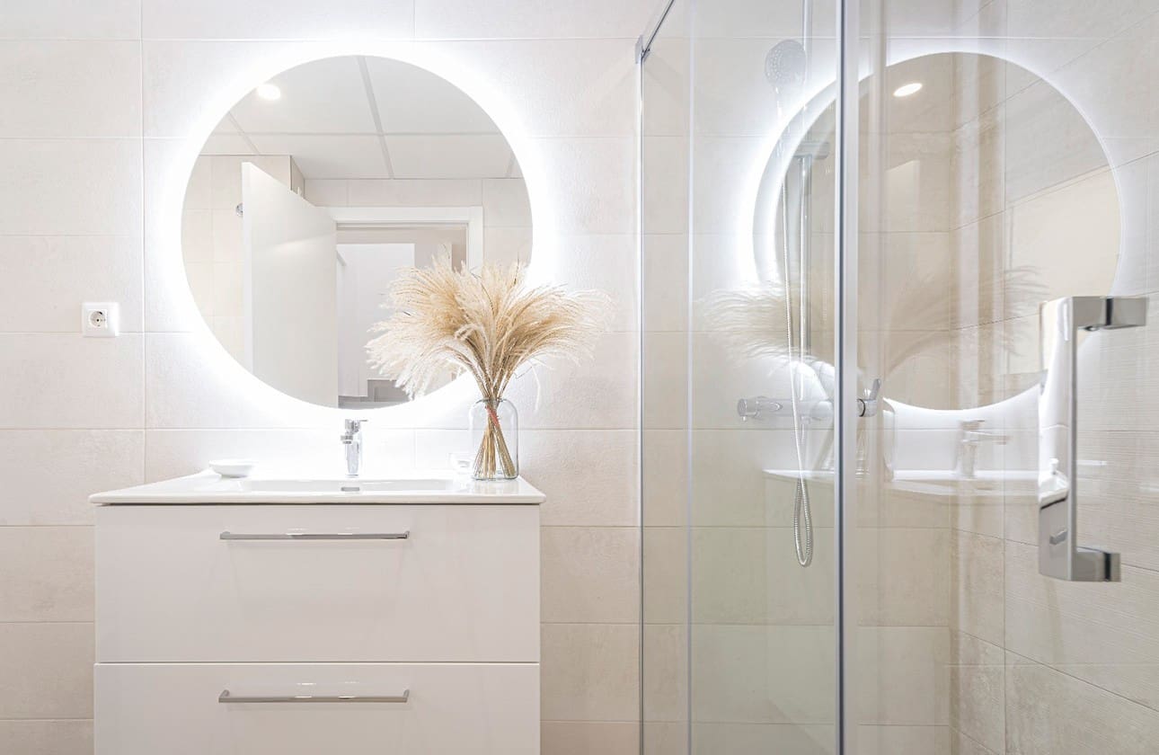 2 bedroom Apartment for sale in La Manga del Mar Menor with pool garage - € 260,560 (Ref: 8113184)