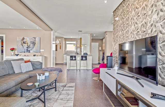 4 sovrum Takvåning till salu i Villamartin, Orihuela med pool garage - 549 000 € (Ref: 8132565)