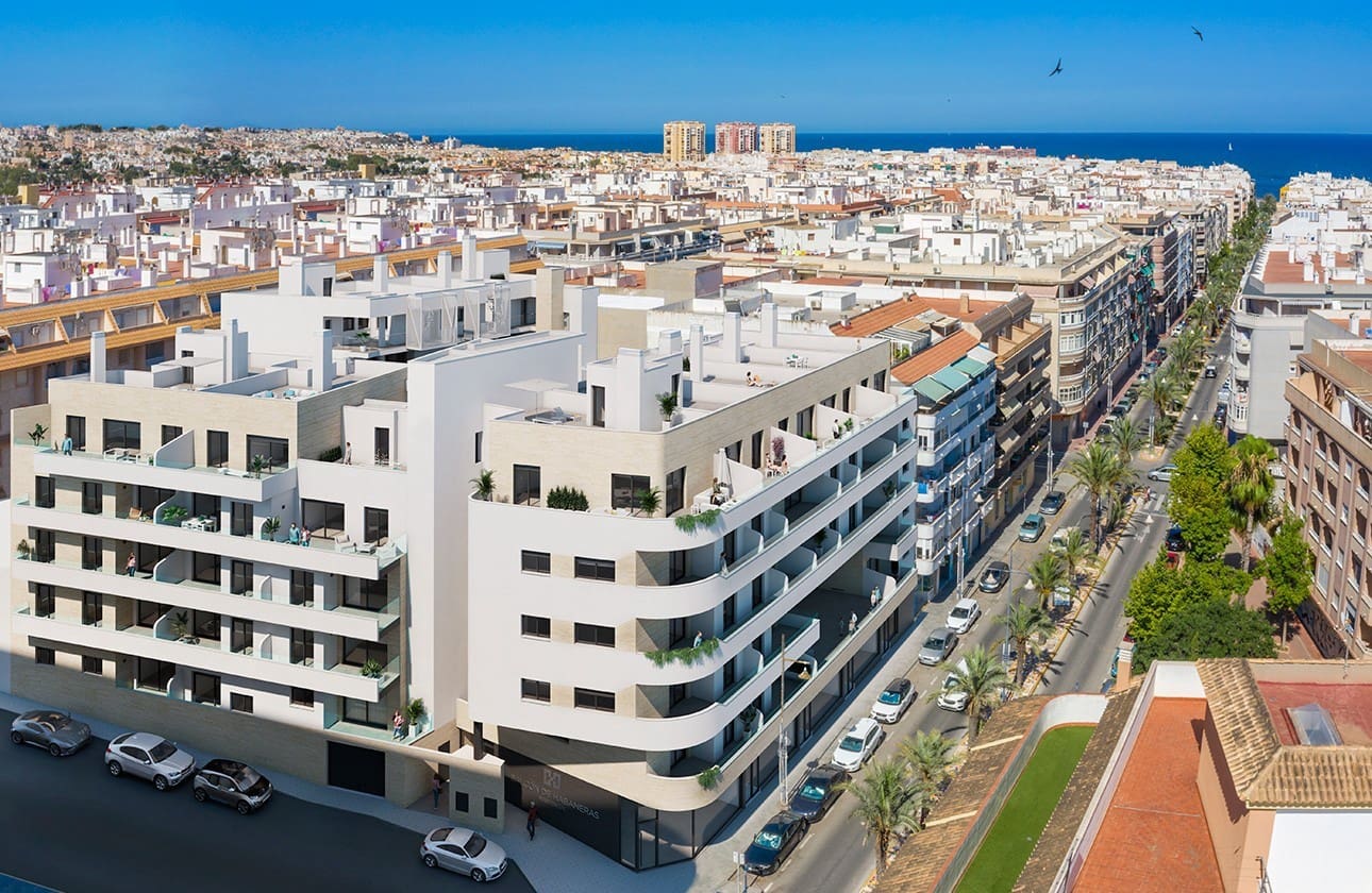 3 sypialnia Penthouse na sprzedaż w Torrevieja z basenem garażem - 460 000 € (Ref: 8195675)
