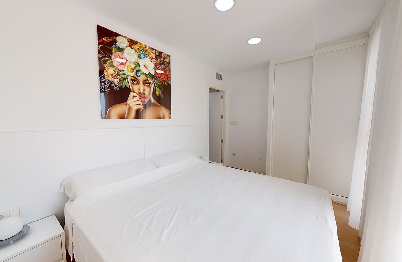 3 soveværelse Villa til salg i Estrella de Mar med swimmingpool garage - € 399.000 (Ref: 8223641)