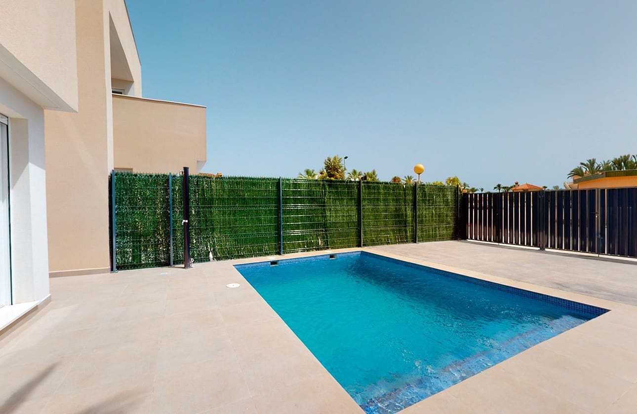 3 quarto Moradia para venda em Estrella de Mar com piscina garagem - 384 900 € (Ref: 8223642)