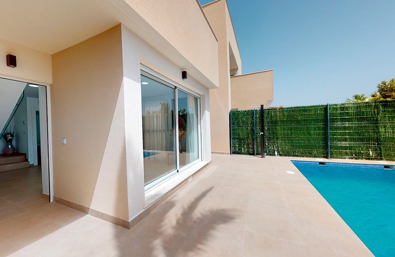 3 quarto Moradia para venda em Estrella de Mar com piscina garagem - 384 900 € (Ref: 8223642)