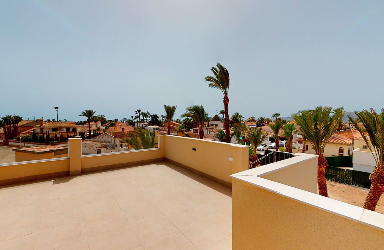 3 quarto Moradia para venda em Estrella de Mar com piscina garagem - 384 900 € (Ref: 8223642)