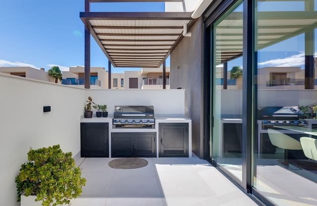 3 chambre Villa/Maison à vendre à Pinar de Campoverde, Pilar de la Horadada avec piscine garage - 535 000 € (Ref: 8271884)