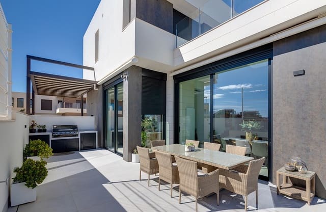 3 chambre Villa/Maison à vendre à Pinar de Campoverde, Pilar de la Horadada avec piscine garage - 535 000 € (Ref: 8271884)