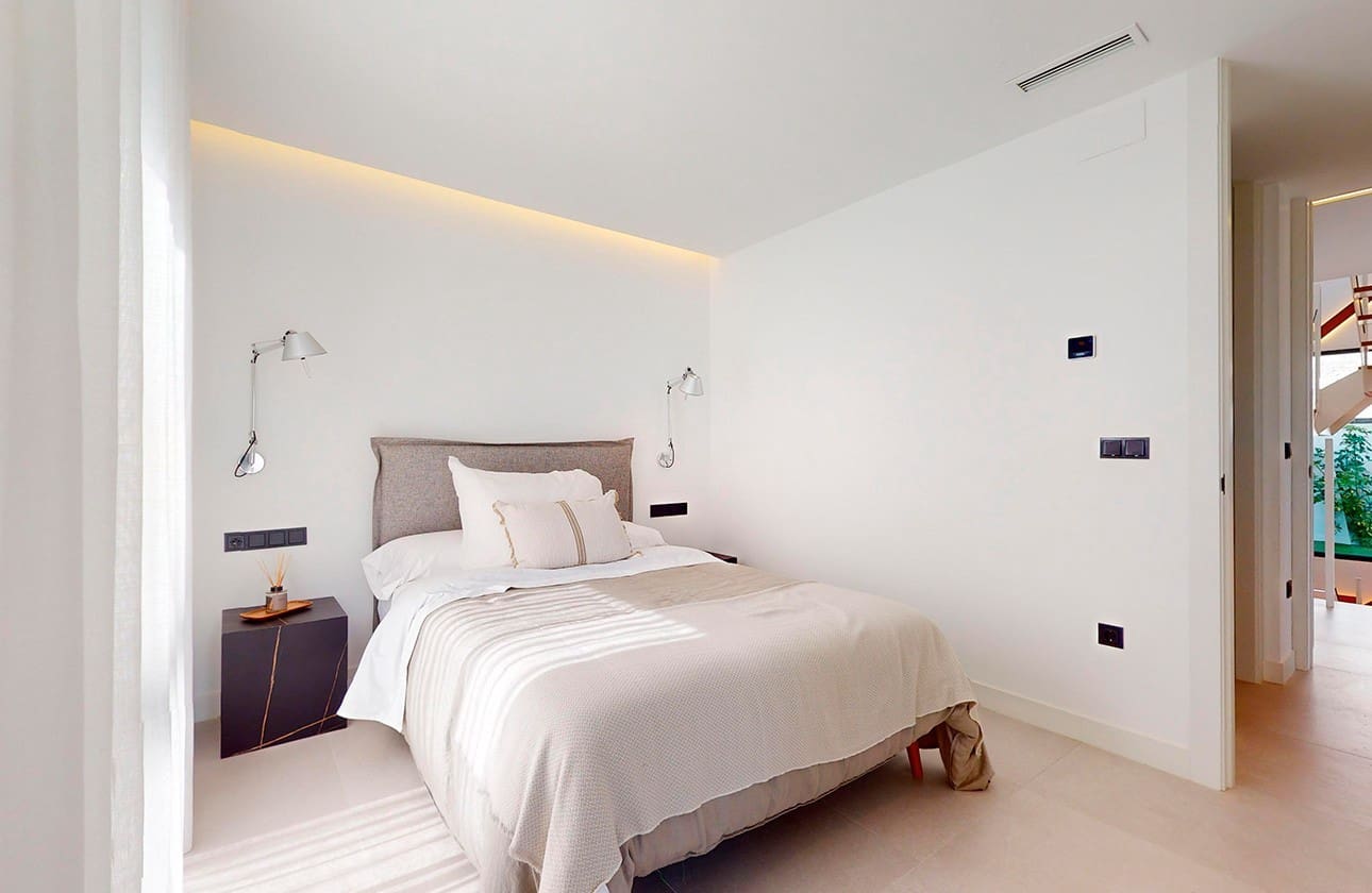 3 bedroom Villa for sale in Polop with pool garage - € 860,000 (Ref: 8323555)