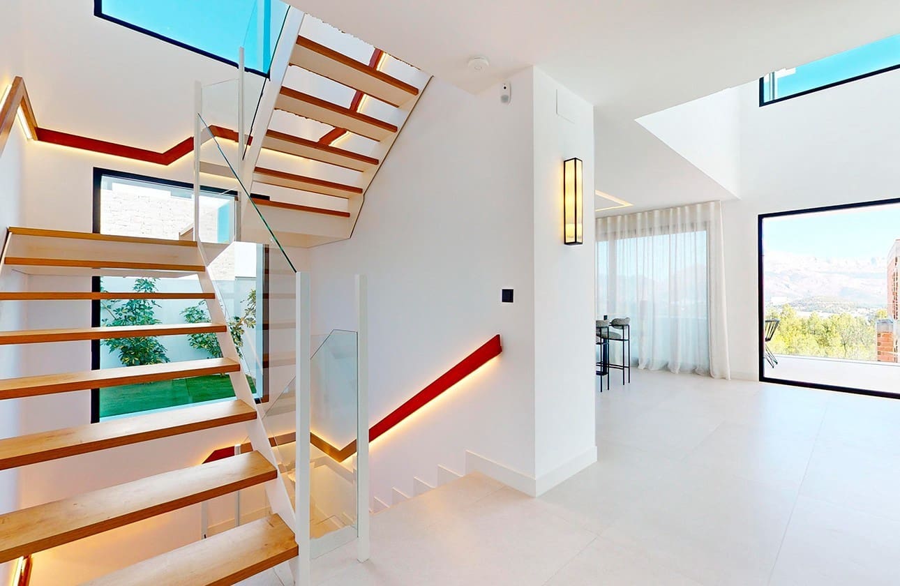 3 bedroom Villa for sale in Polop with pool garage - € 860,000 (Ref: 8323555)