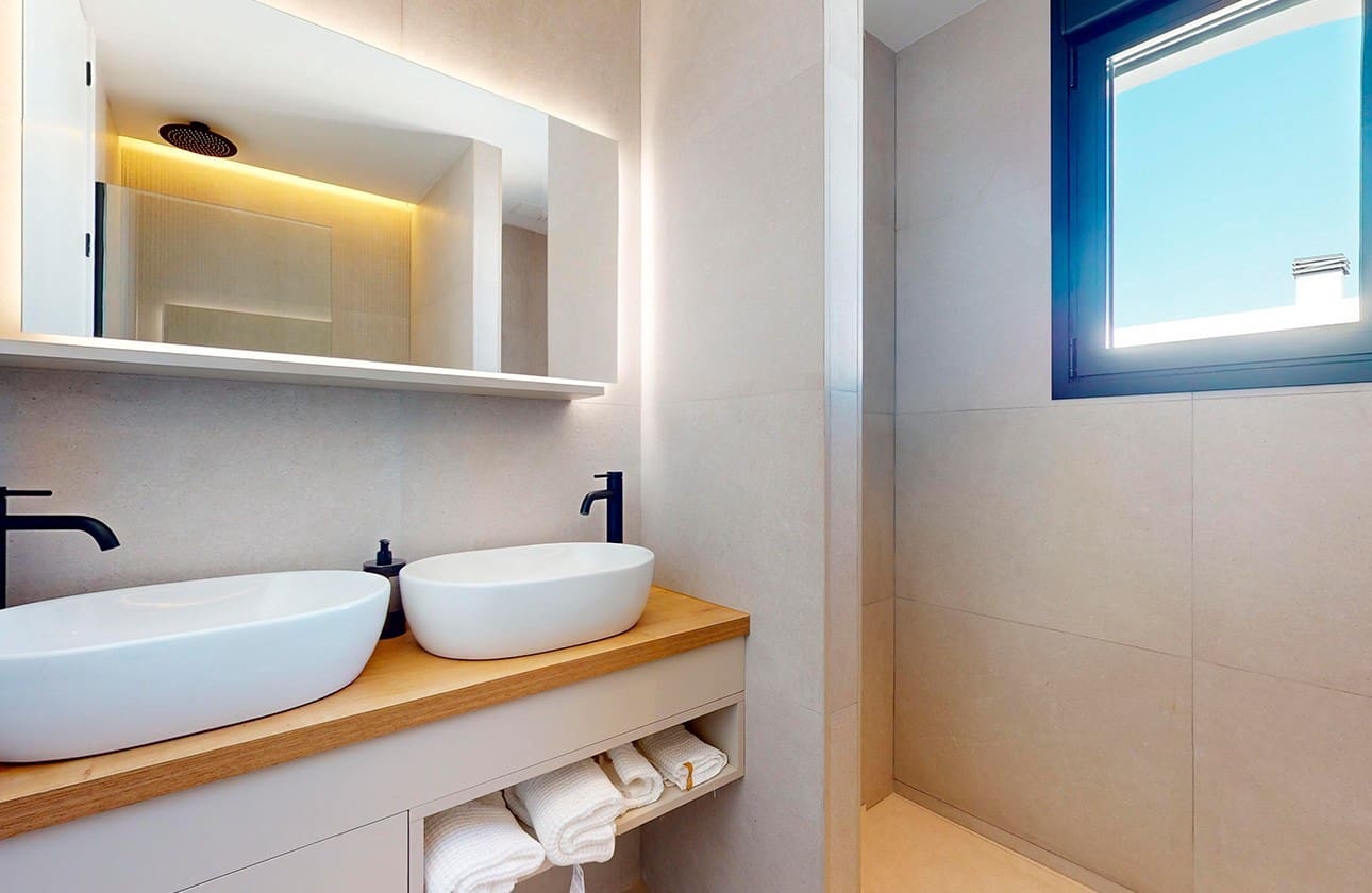 3 bedroom Villa for sale in Polop with pool garage - € 860,000 (Ref: 8323555)