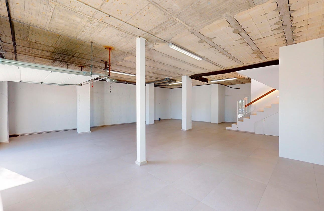 3 bedroom Villa for sale in Polop with pool garage - € 860,000 (Ref: 8323555)