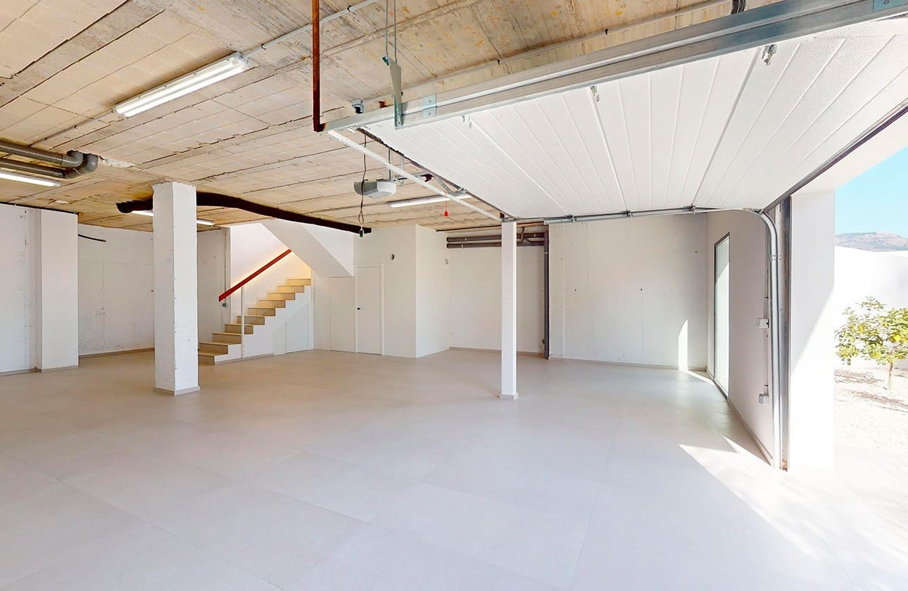 3 bedroom Villa for sale in Polop with pool garage - € 860,000 (Ref: 8323555)