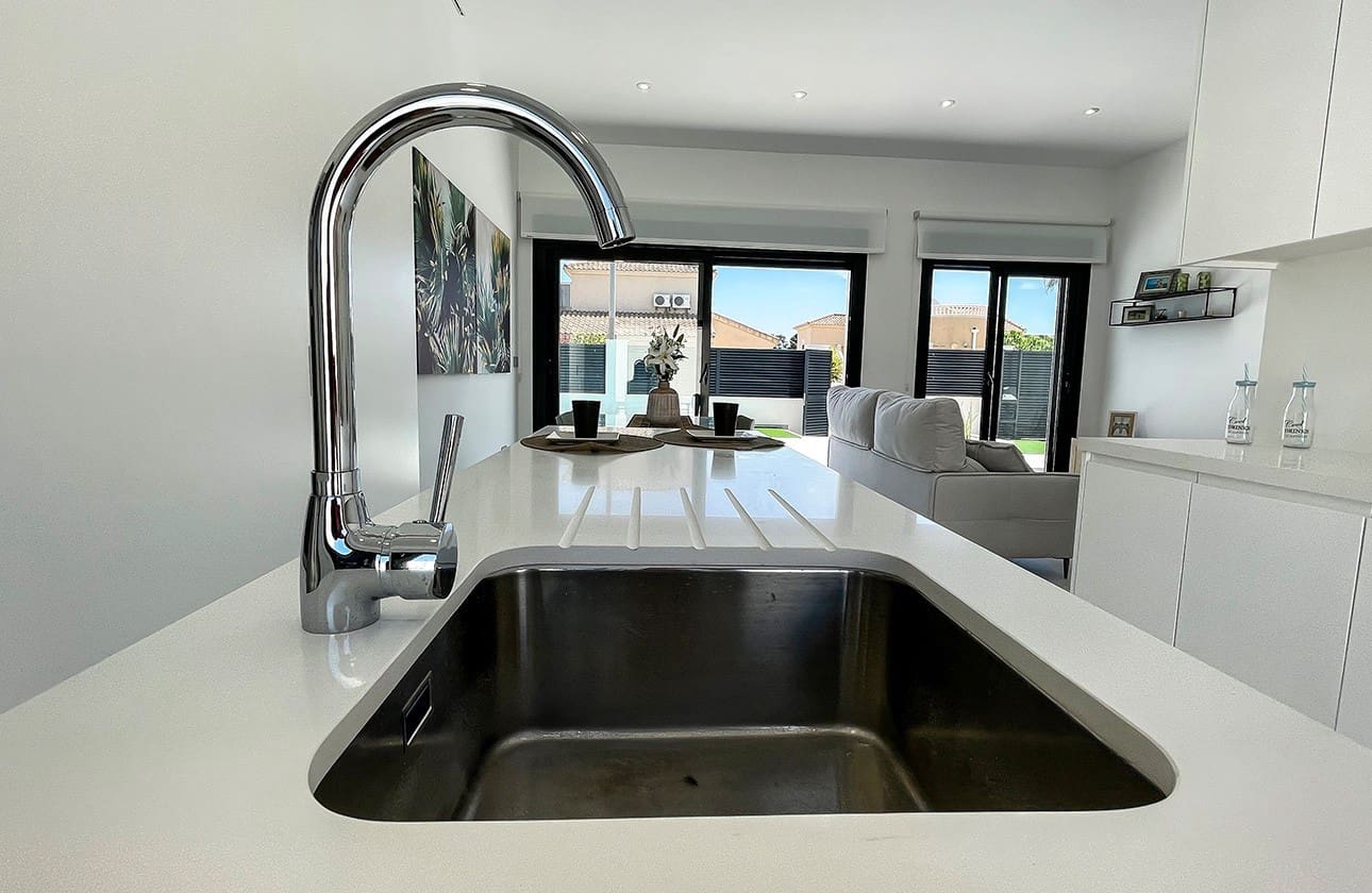 3 bedroom Villa for sale in Pinar de Campoverde with pool garage - € 422,500 (Ref: 8329206)