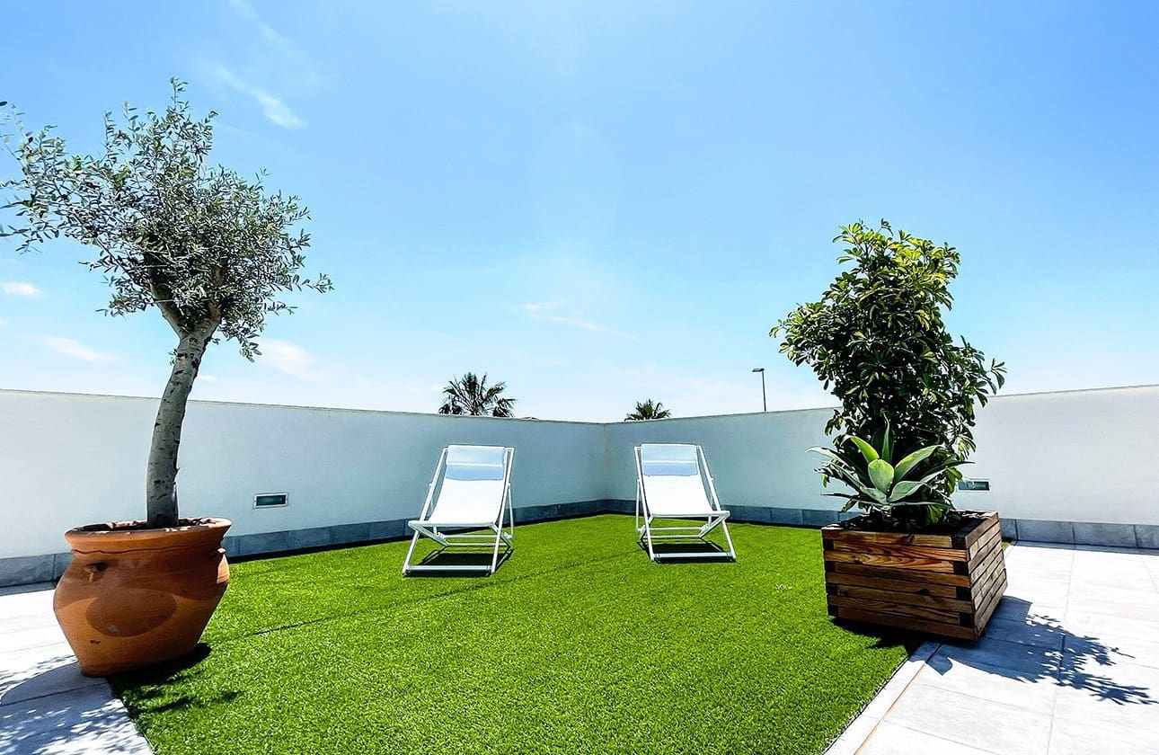 3 bedroom Villa for sale in Pinar de Campoverde with pool garage - € 422,500 (Ref: 8329206)