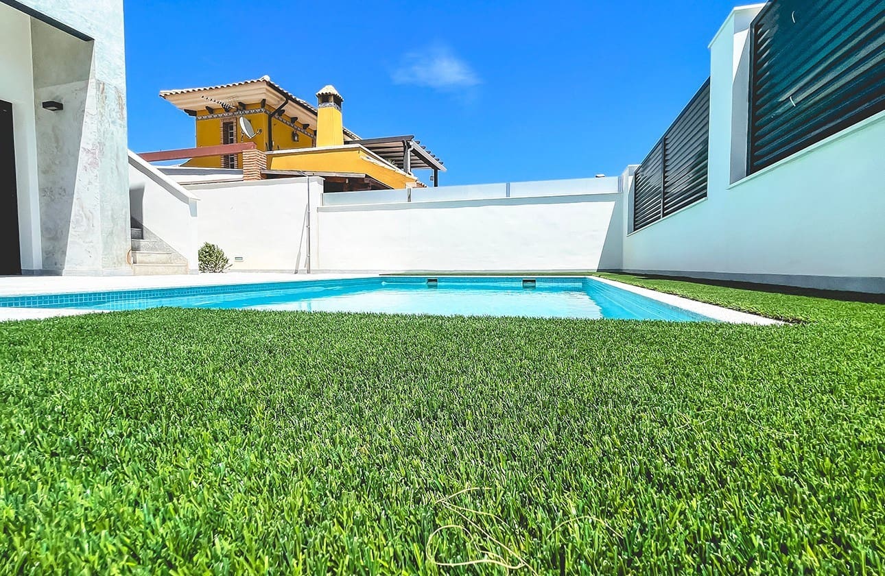 3 bedroom Villa for sale in Pinar de Campoverde with pool garage - € 422,500 (Ref: 8329206)