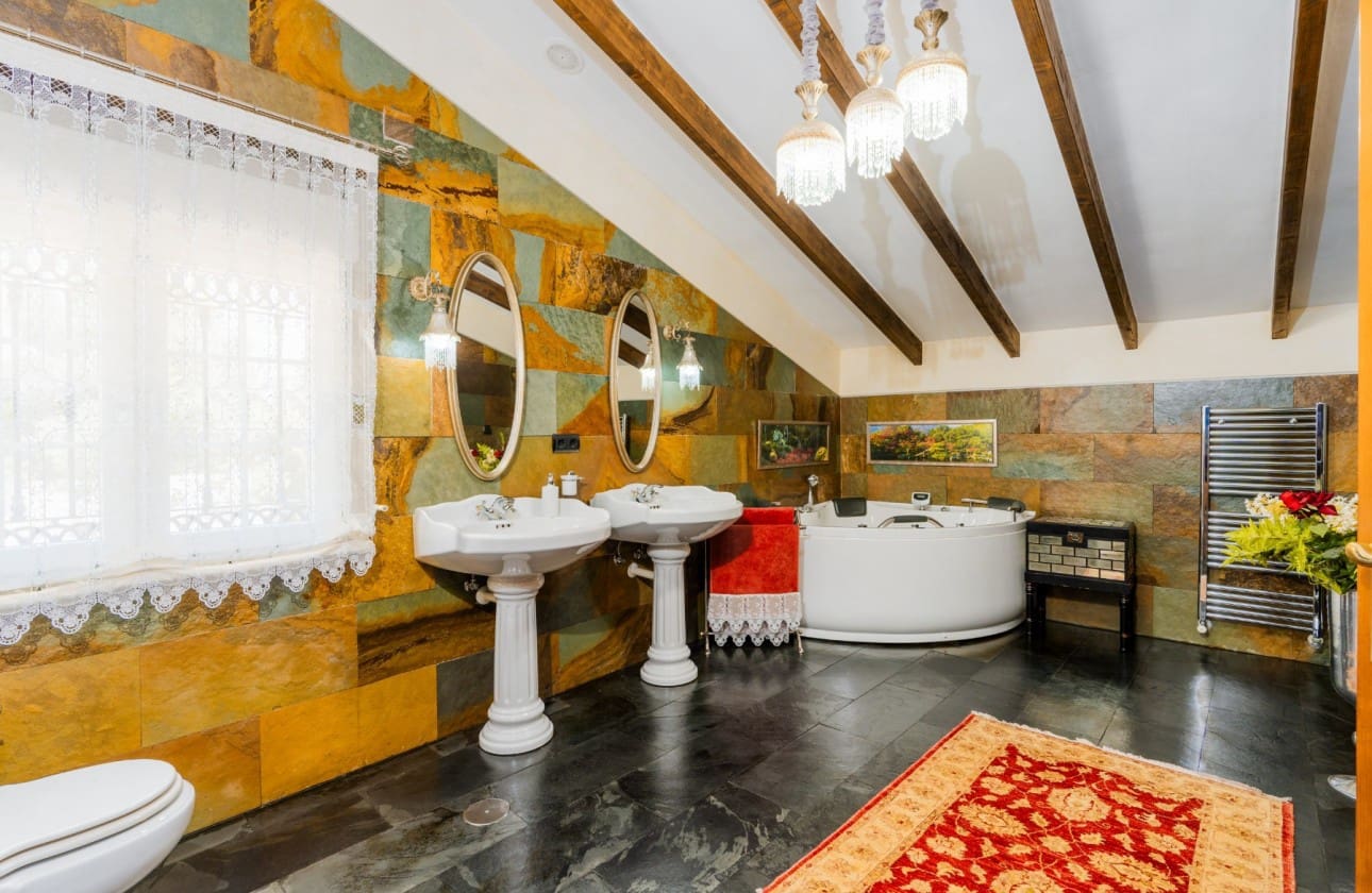 5 soverom Villa til salgs i San Vicente / Sant Vicent del Raspeig med svømmebasseng garasje - € 850 000 (Ref: 8395873)