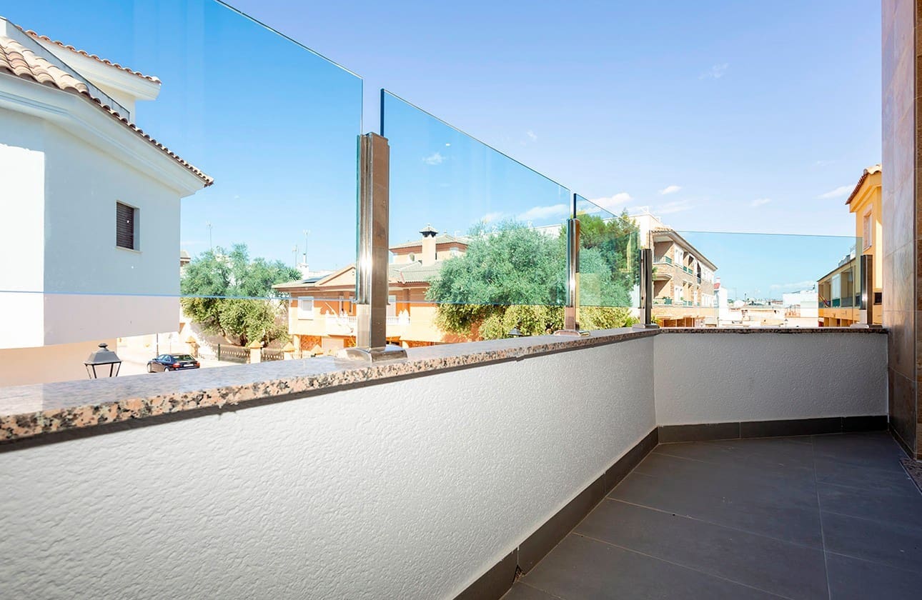 2 soverom Leilighet til salgs i Jacarilla med svømmebasseng - € 139 000 (Ref: 8408520)