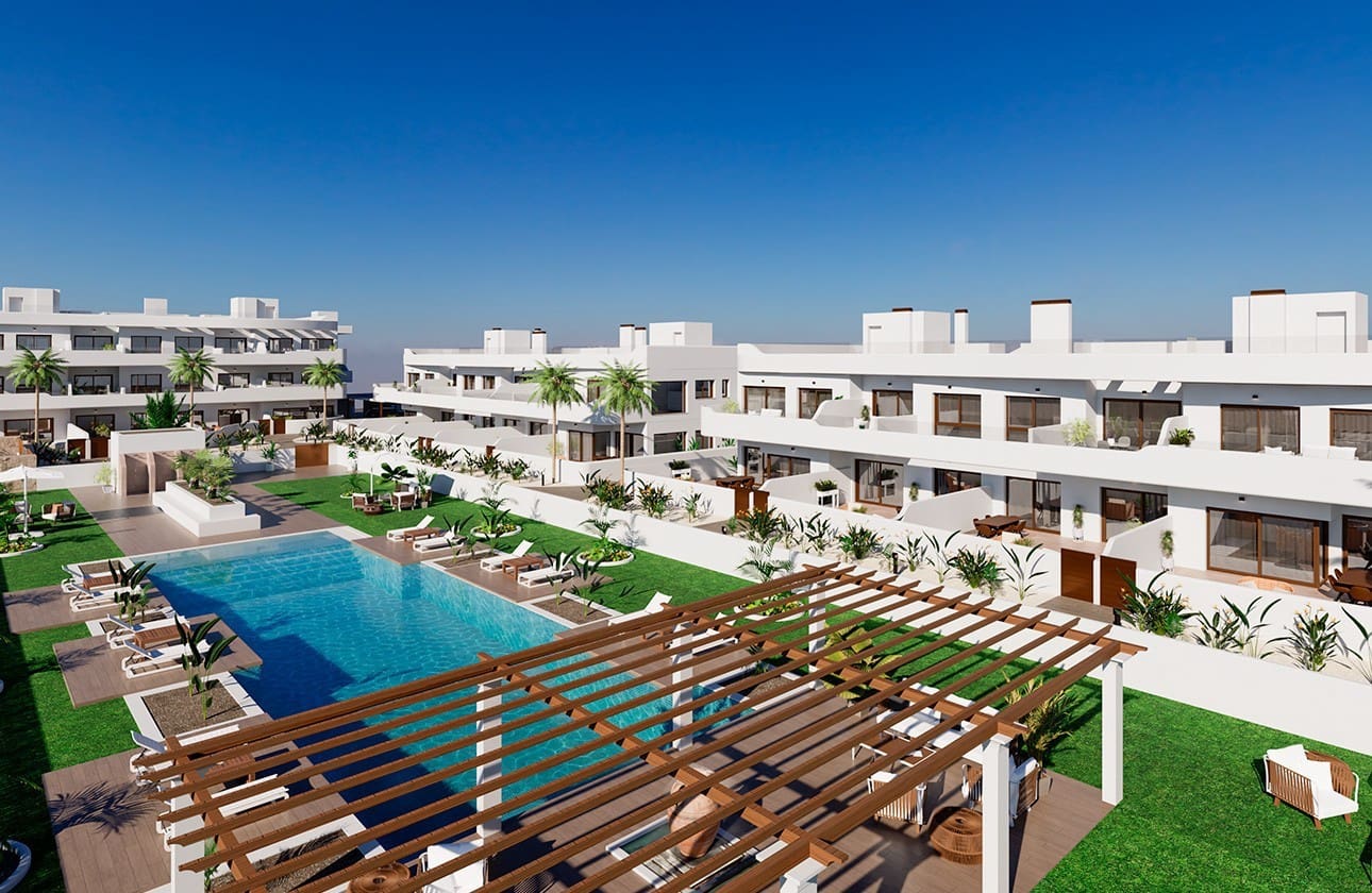3 bedroom Apartment for sale in Los Alcazares with pool garage - € 359,000 (Ref: 8425629)