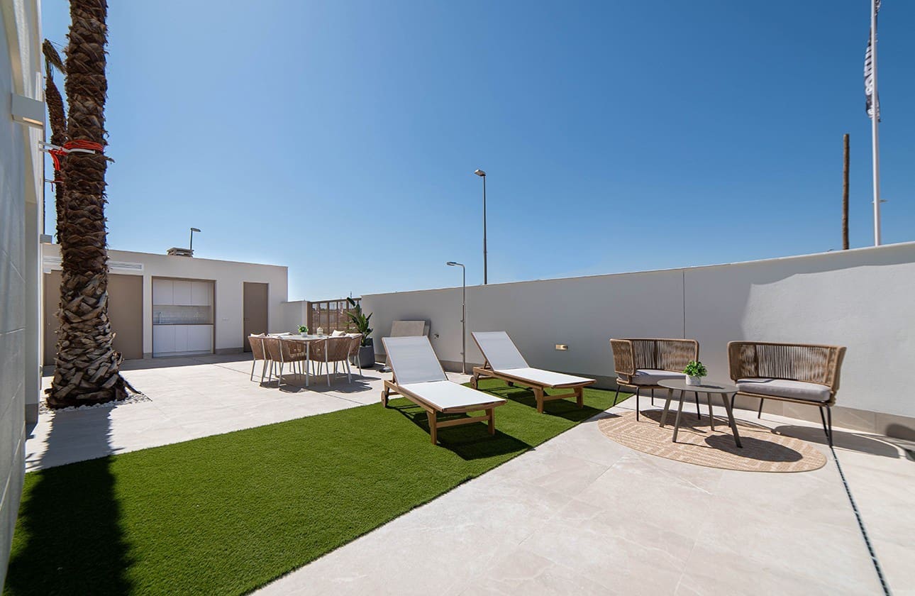 3 soverom Villa til salgs i Dona Pepa med svømmebasseng garasje - € 435 000 (Ref: 8499400)