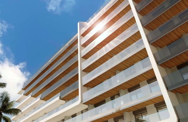 Apartamento de 3 habitaciones en Punta Prima, Torrevieja en venta con piscina garaje - 449.000 € (Ref: 8520844)