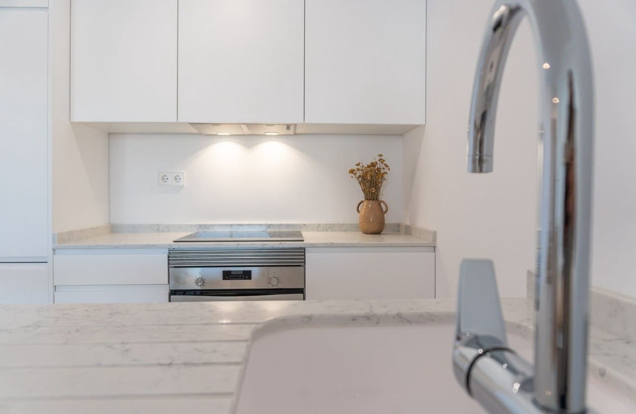 Apartamento de 2 habitaciones en Playa Flamenca en venta con piscina garaje - 325.000 € (Ref: 8541213)