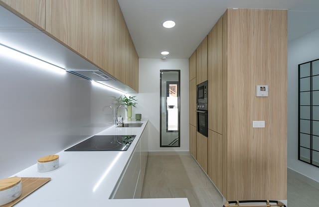 2 soveværelse Penthouse til salg i Los Altos med swimmingpool garage - € 305.000 (Ref: 8543109)